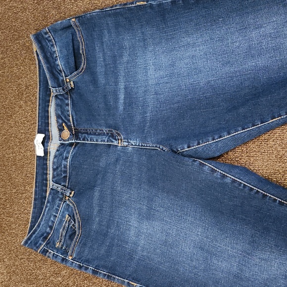 Crown & Ivy Jeans - Picture 3 of 10